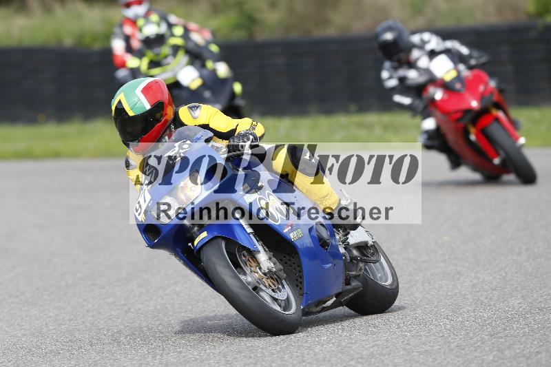 /53 16.09.2025 Track Day Domi Aegerter ADR/Gruppe gelb/97